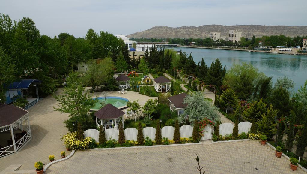 River Side Hotel Mingachevir Exterior photo