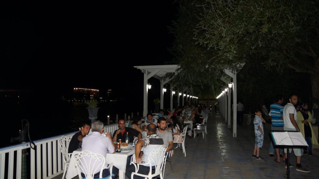 River Side Hotel Mingachevir Exterior photo