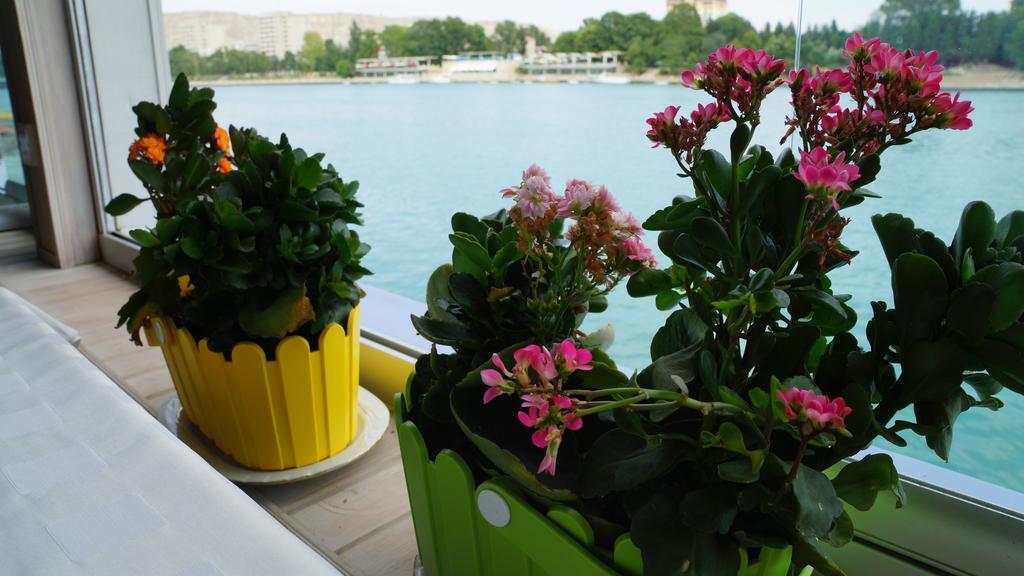 River Side Hotel Mingachevir Exterior photo