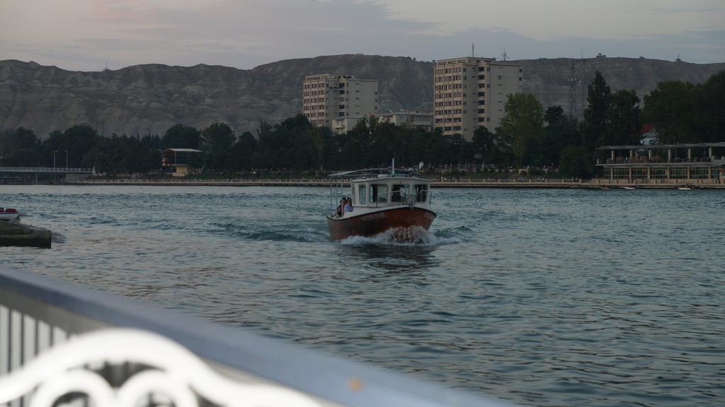 River Side Hotel Mingachevir Exterior photo